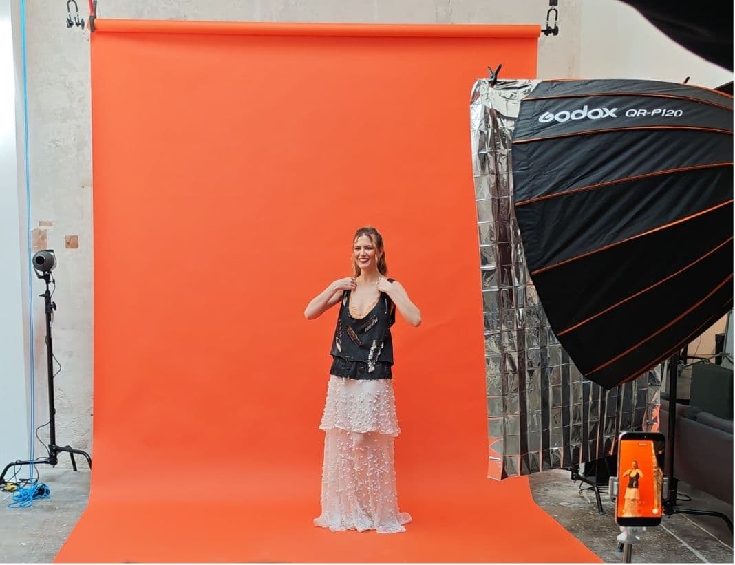 Fond colorama orange — Studio Labry Marseille